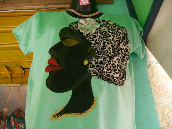 camisa pintada a mão mascará afro